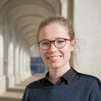Anna Hougaard Email