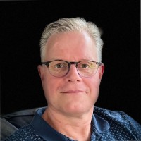 Rob van Leeuwen Email