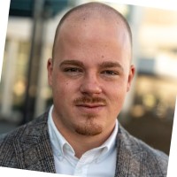Elias Schneider Email