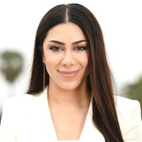 Bonfire Ventures Employee Dominique Yadegar's profile photo