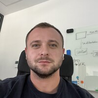 Luka Zrinski Email
