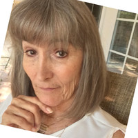 Julia Fox Email & Phone Number