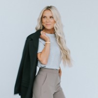 Whitney Wright Email & Phone Number