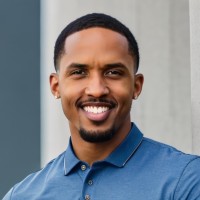 Desmond Thomas Email