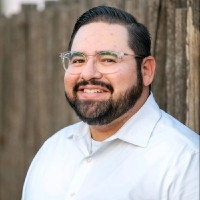 d.z. Cook Company Employee Eduardo Higareda's profile photo