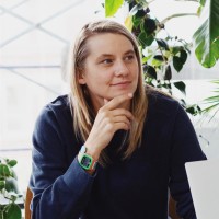 Amber Lee Email & Phone Number