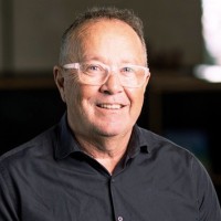 Robert Puflett Email & Phone Number