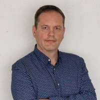 János Csikós Email