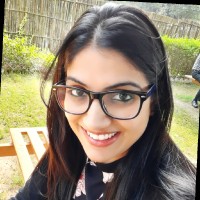 Email e telefono di Chitra Yadav