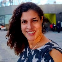 Renata MacIel Email & Phone Number
