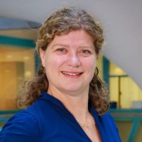 Charlotte Teunissen Email
