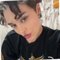 Community Games Employee Bia N.'s profile photo