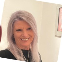 MICROS Systems UK Limited Employee Karen Gettins's profile photo