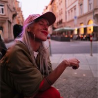 Anna Ruza Email