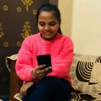 Smriti Shukla Email