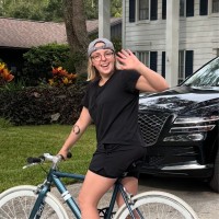 FlavorCloud Inc. Employee Calli Grace's profile photo