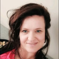 Kim Helleboogh Email