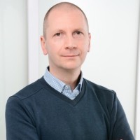 Marek Kućmierz Email