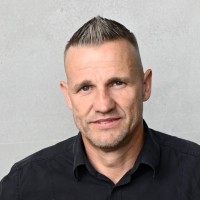 Andreas Henkel Email