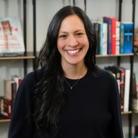 Super Smalls Employee Lara Crystal's profile photo