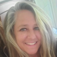 Hollie Jeleniewski Email & Phone Number