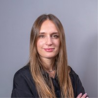 Christina Karali Email
