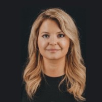 Mia Stewart Email