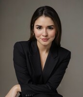 Daniela Ballesteros Email
