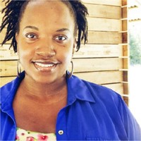 Monyia Essence