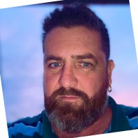 Adrian Müller Email