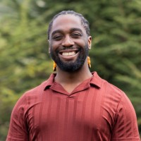 Middle Seat Employee Trevaughn Smith's profile photo