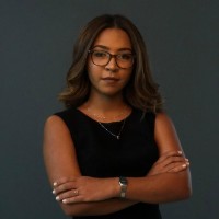 Letícia Morais Email