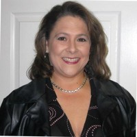 Stuber Land Design Employee Lauren Howell's profile photo