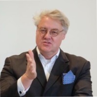 Financial Service Employee Ulrich Stephan's profile photo