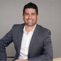 Damian Vella Email