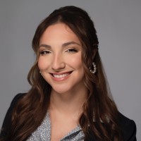 Laura Oliveira Silva Email & Phone Number