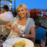 Travel 6 Degrees Employee Grace Strode's profile photo