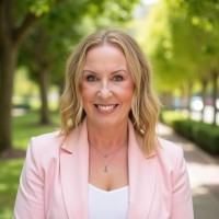 Sandra Mendoza Email & Phone Number