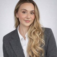 Chloe Pope Email