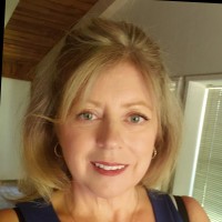Shelly Undlin Email & Phone Number