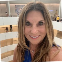 Publicis Health Employee Julie Collins's profile photo