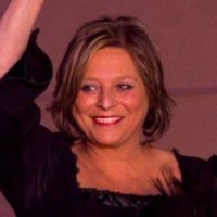 Catherine Czernow Email