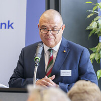 Jonathan van-Tam Email & Phone Number