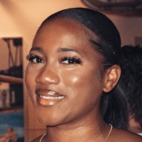 Lineage Employee Simonne Hooper's profile photo