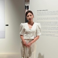 Louis Vuitton Employee Mathilde Guō's profile photo