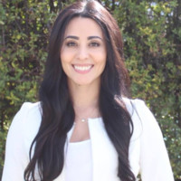 RE/MAX Associates Employee Thais Fernandez's profile photo