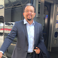 Robert Acosta Email & Phone Number