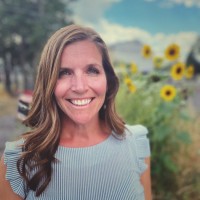 Kelly Weingardt Email & Phone Number