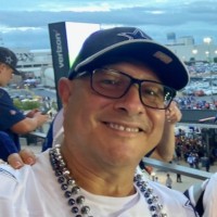 E-mail e número de telefone de Orlando Rios