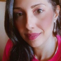 Adriana Zorrilla Email